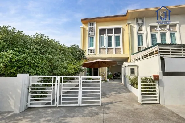 ขายทาวน์โฮม 2 ชั้น หมู่บ้านโกลเด้น ทาวน์ เกษตร-ลาดปลาเค้า ซอยลาดปลาเค้า 72 หลังมุม ใกล้รถไฟฟ้าสายสีชมพู