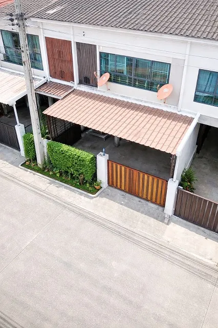 ให้เช่าทาวน์เฮาส์ 2 ชั้น ฟังก์ชัน 3 นอน 2 น้ำทำเลบรมราชชนนี สาย 5 ทำเลบรมราชชนนี สาย 5 เซ็นทรัล ศาลายา 600 ม.