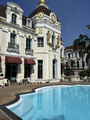 บ้านกลางเมือง มอนติคาโล ทาวน์โฮมหรู 4 ชั้น พื้นที่ใช้สอย 220 ตร.ม. บนที่ดิน 21.5 ตร.ว.