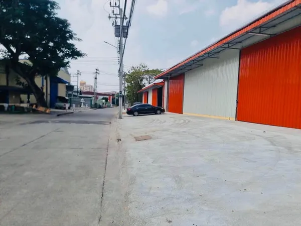 โกดังสร้างใหม่ให้เช่า ซอย ลาดพร้าว 91 รถใหญ่เข้าออกสะดวก