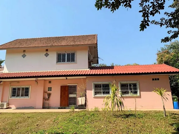 บ้านพร้อมที่ดินขนาดใหญ่ 1 ไร่ 3 งาน 97.9 ตารางวา (รวม 797.9 ตารางวา) ในตำบลจอหอ เมืองนครราชสีมา