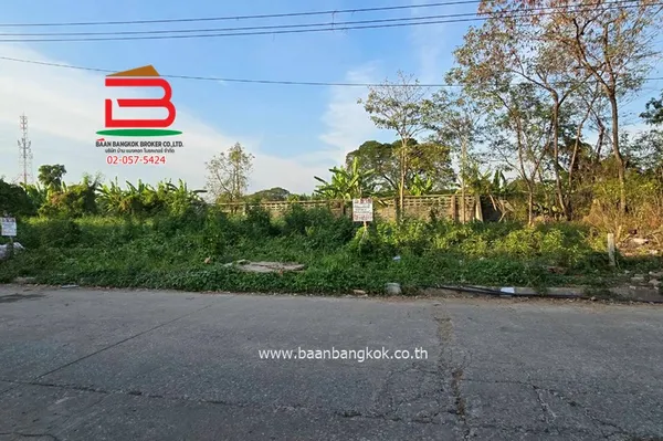 ที่ดินเปล่า ร่มเกล้า ซอย 7 (ใกล้ตลาดมีนบุรี) เนื้อที่ 109 ตรว. แขวงมีนบุรี เขตมีนบุรี