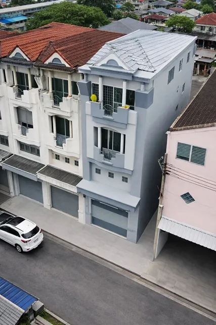 Big C เคหะร่มเกล้า 150 ม. 3น้ำ 20ตรว. 280ตรม. สารสาสน์ร่มเกล้า 3.9 กม. 7-Eleven 50ม. 2แห่ง Lotus อาคารพาณิชย์ 3.5 ชั้น 3