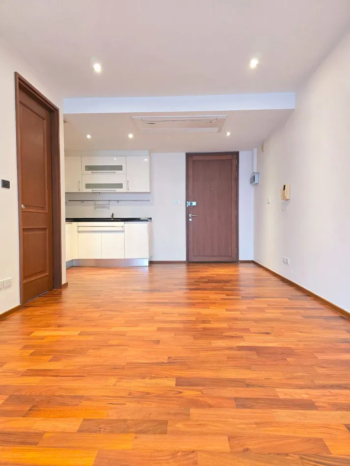 ขาย คอนโด NOBLE 09 Ruamrudee 57 ตรม ใกล้ BTS เพลิน