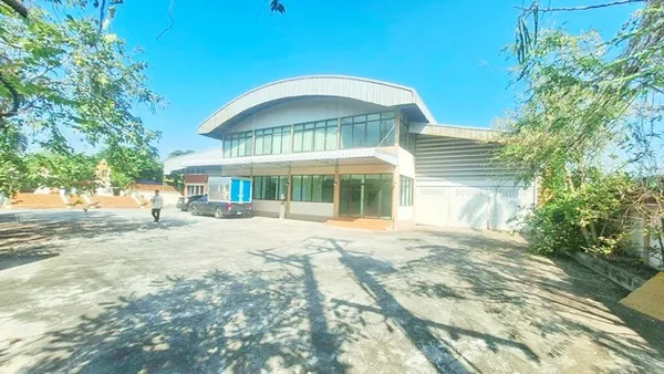 กระทุ่มแบน ดอนไก่ดี 1.2 กม.โกดังโรงงานพร้อมใบอนุญตลาดท่าเสา 700 ม. 2400 ตร.ม รองรับรถบรรทุกขนาดใหญ่