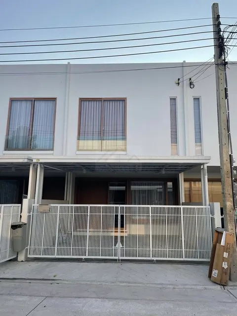 ให้เช่าทาวน์โฮม 2 ชั้ สไตล์มินิมอล 3 ห้องนอน โครงการโนระ บางนา กม.10 บ้านสวยพร้อมเข้าอยู่ เฟอร์นิเจอร์และเครื่องใช้ไฟฟ้า