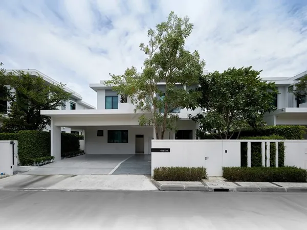 ให้เช่าบ้านเดี่ยว 2 ชั้น 76 ตรว. 4 ห้องนอน มัณฑนา บางนา กม 15 ติดสโมสร ติดถนนใหญ่บางนา บ้านเลขที่สวย รวยทรัพย์ ใกล้สนามบ