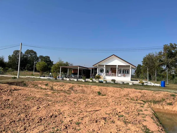 ขายถูกมาก!! บ้านสวนพร้อมสระน้ำ บนที่ดิน 6 ไร่ 2 งาน 30 ตร.ว. ทำเลดี อ.พล จ.ขอนแก่น 
ใกล้ห้างโลตัส