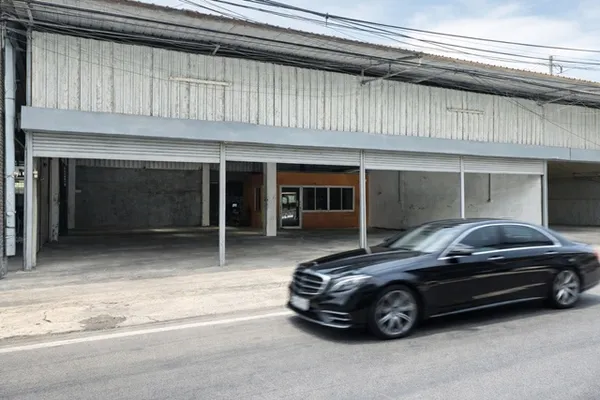 โกดังพร้อมออฟฟิศ ถ.บางบอน3 เพชรเกษม ซอย 65-71ตลาดเจ้าสัว69 700ม. MRT หลักสอง 2.8 กม.โ1 ห้องน้ำ36 ตร.ว.144 ตร.ม.ไฟฟ้า 3 เ