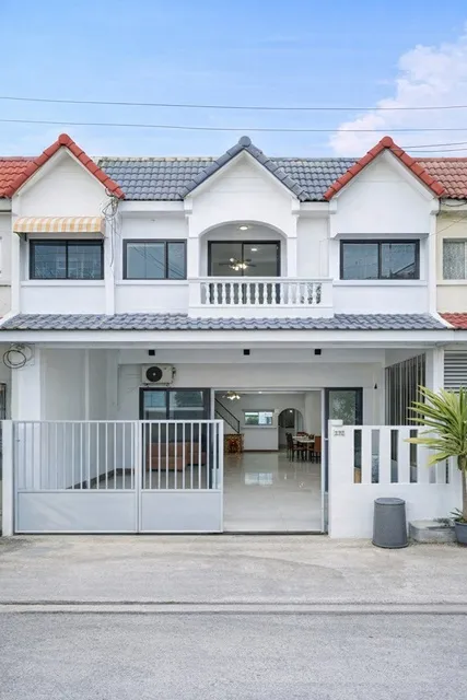 ให้เช่า ทาวน์เฮาส์ 2 ชั้น 2 นอน MRTศรีนุช 1.22กม. อ่อนนุช66-74 -พัฒนาการ 2 น้ำ ใกล้ตลาดอ่อนนุช 900 ม. เฟอร์นิเจอร์ครบ ใก