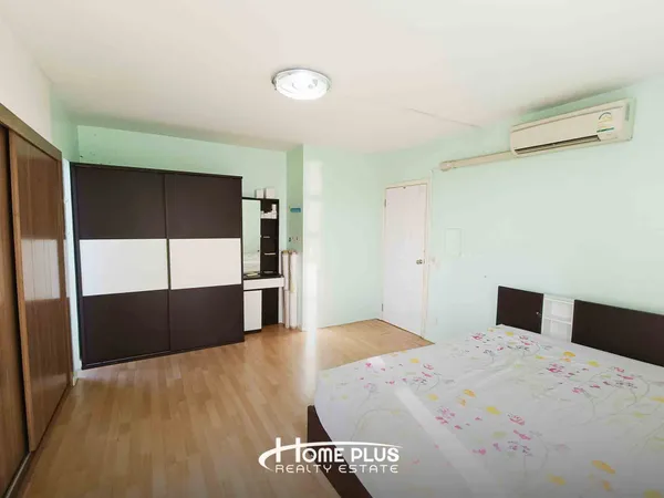 The Lake Condominium (เดอะ เลค คอนโดมิเนียม) อาคารThe Lake 1