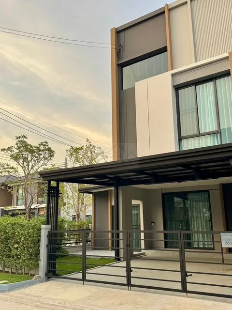 ให้เช่า Townhome 2.5 ชั้น 36.5 ตรว. พลีโน่ สุขุมวิท-บางนา 4 Pleno Sukhumvit-Bangna 4 บ้านใหม่ หลังมุม ไซส์ใหญ่ ใกล้ Mega