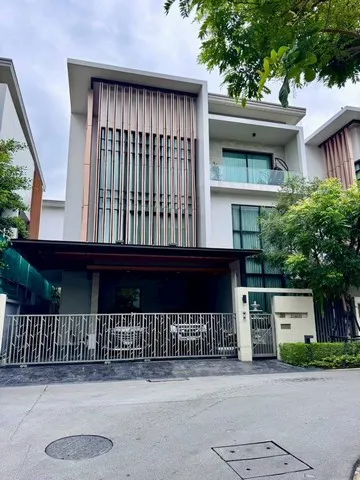 ขายบ้านหรู Park Avenue Private กรุงเทพกรีฑา 3 ชั้น 354 ตร.ม เพียง 35 ล้าน