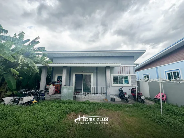 ที่ดินพร้อมบ้านเดี่ยวชั้นเดียว หมู่บ้านชุมชนนิเวศน์ชาวฟ้า เนื้อที่ 105 ตารางวา