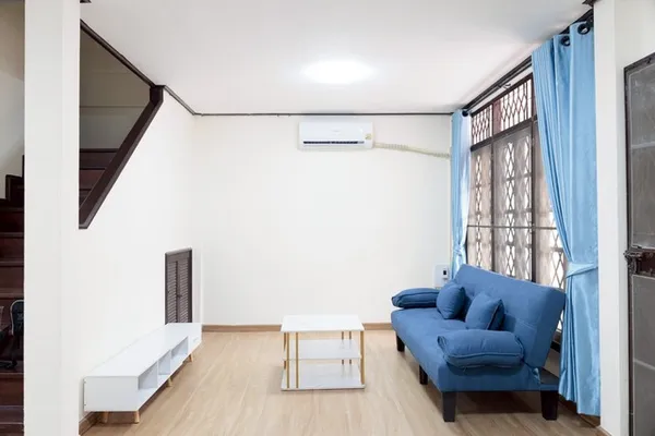 ให้เช่าทาวโฮม ซอยประชาราษฎร์บำเพ็ญ 20 ย่าน ห้วยขวาง รัชดา พระราม 9 อินทามระ สุทธิสาร รามคำแหง สามารถจดทะเบียนออฟฟิศได้