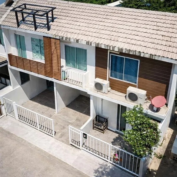 ทาวน์โฮม 2 ชั้น 3นอน 2น้ำ โลตัส วังหิน ใกล้วัดลาดปลาเค้า 450ม. เซเว่นอีเลฟเว่น 120ม 18 ตร.ว. ม.เกษตรศาสตร์ บางเขน 2.8 กม