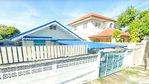 สวนสยาม MRT รามอินทรา 83 1 กม.ให้เช่าบ้าน 2 นอน 1น้ำ ใกล้ ขนาด 56 ตร.ว. แฟชั่น 800 ม. 224 ตร.ม. รพ.นพรัตน์ราชธานี 500 ม.