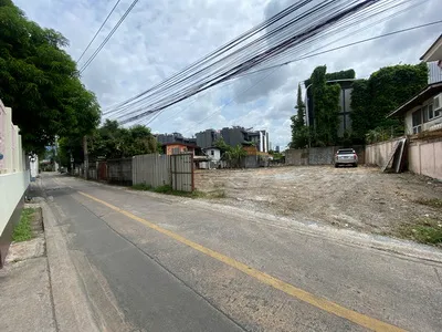 ขายที่ดินเปล่า สุขุมวิท 65 ซอยชัยพฤกษ์ เหมาะสร้างบ้าน ใกล้ BTS เอกมัย-Land for Sale – Sukhumvit 65, Soi Chaipruek | Ideal for Luxury Home Development | Near BTS Ekkamai