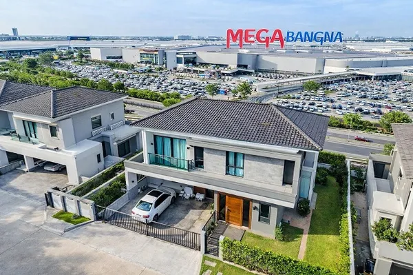 ใกล้ เมกาบางนา 500 ม. หลังใหญ่ 62 ตร.ว. บ้านเดี่ยวหรูสไตล์โมเดิร์น 2 ชั้น ฟังก์ชันครบ 4 นอน 5 น้ำ ทำเลศักยภาพติดถนนเมน ใ