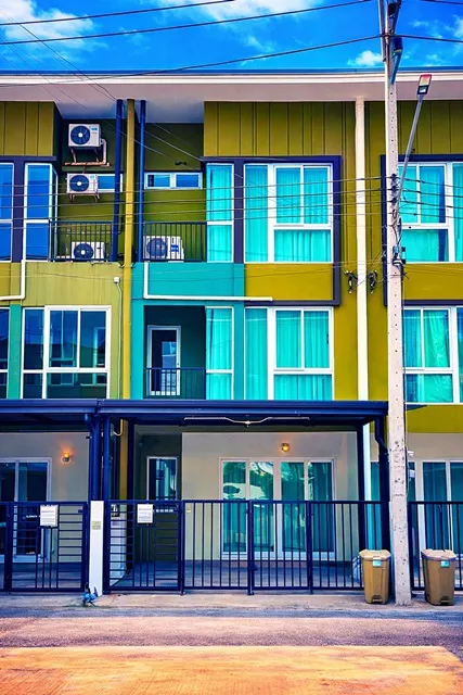 ใกล้อิมแพ็ค เมืองทองธานี โรบินสัน ศรีสมาน 1 กม.สะพานปทุม2 ศรีสมาน-ติวานนท์ ทาวน์โฮม 3 ชั้นให้เช่า ฟังก์ชัน 3นอน 3น้ำ ใกล