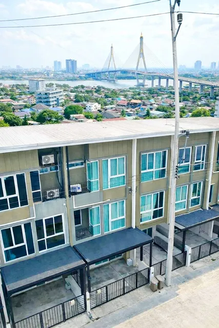 สะพานปทุม2 ศรีสมาน-ติวานนท์ ทาวน์โฮม 3 ชั้นให้เช่า ฟังก์ชัน 3นอน 3น้ำ ใกล้ 19 ตร.ว. โรบินสัน ศรีสมาน 1 กม.ใกล้อิมแพ็ค เม