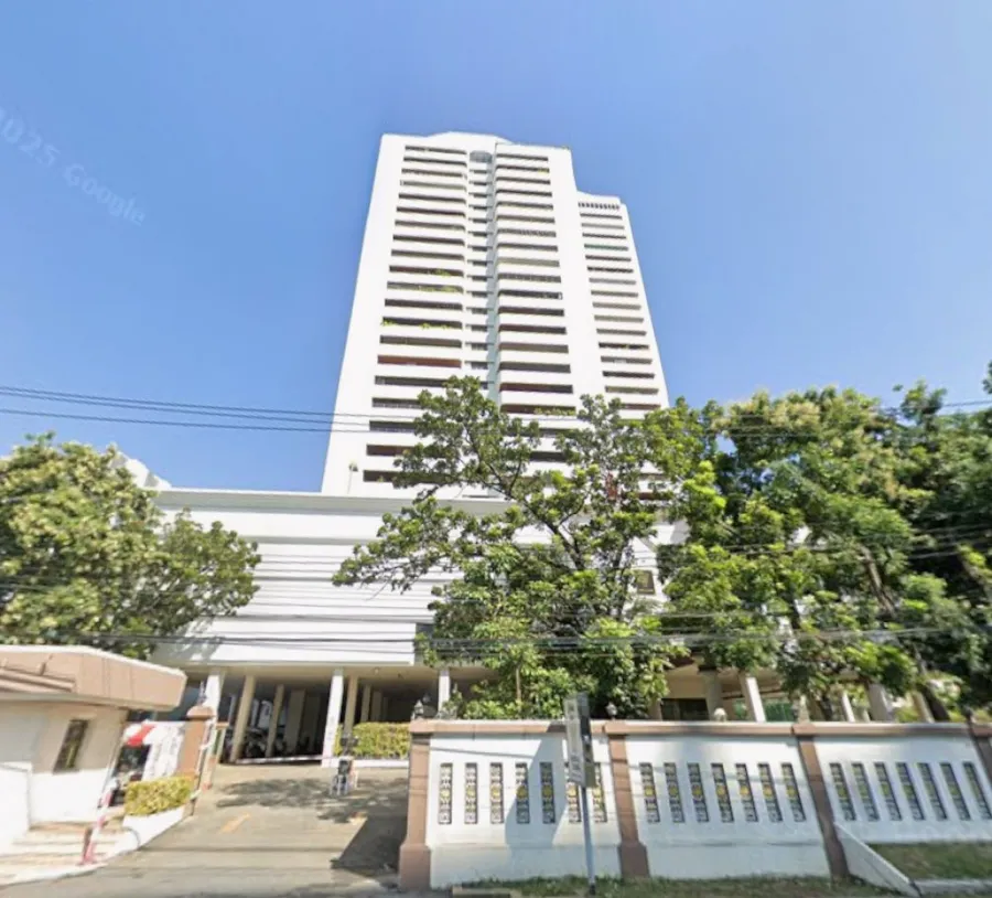 ขายคอนโดโอเรียนเต็ล ทาวเวอร์ 452.62 ตร.ม.