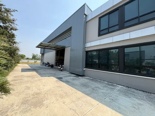 ให้เช่าโกดัง เนื้อที่ 581ตารางวา บางเลนเชื่อมต่อศาลายา-บางบัวทอง-ปทุมธานี พร้อมออฟฟิศ2 ชั้น นราภิรมย์ จ.นครปฐม