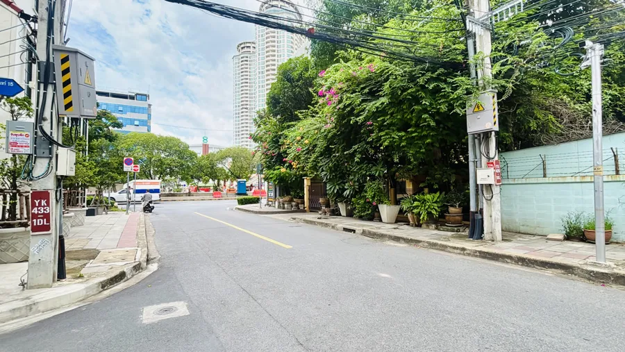 ขาย ที่ดิน ติดถนนนราธิวาส