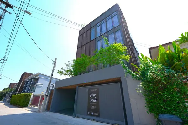 ขายหรือให้เช่า บ้านเดี่ยว 4 ชั้น Jia Pool Residence แบบบ้าน Amada ขนาดที่ดิน 60 ตร.วา พร้อมสระว่ายน้ำ ใกล้สนามบินดอนเมือ