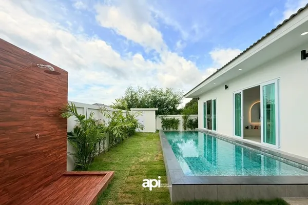 บ้านเดี่ยวขนาดใหญ่ หนองพานพุก หัวหิน พร้อมสระว่ายน้ำส่วนตัว บนที่ดิน 93 ตร.วา