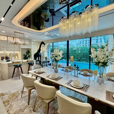 ขายบ้านหรู 3 ชั้น ระดับ Ultra Luxury ซอยปรีดีพนมยงค์ 42 ใกล้ โรงเรียนนานาชาติ St. Andrews