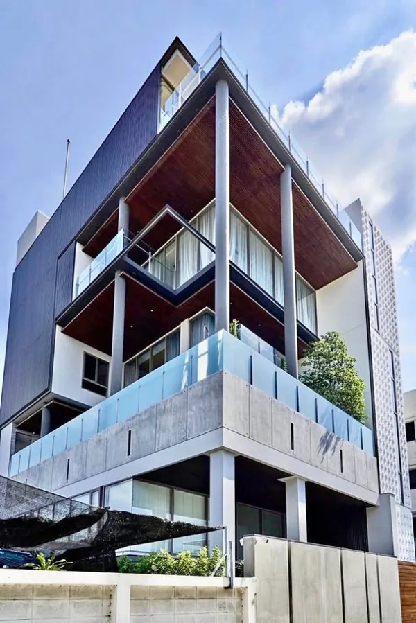 ให้เช่า บ้านเดี่ยว ขาย ให้เช่า บ้านหรู 6 ชั้น พร้อ