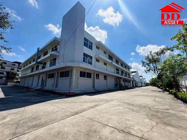 ให้เช่าโกดัง ศูนย์กระจายสินค้า ถนนเทพารักษ์ ติดรถไฟฟ้าสายสีเหลือง