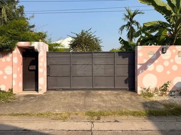 ขายที่ดินพร้อมบ้าน เนื้อที่ 121 ตรว. ทำเลเด่น งามวงศ์วาน ประชาชื่น ตรงข้าม The Mall งามวงศ์วาน