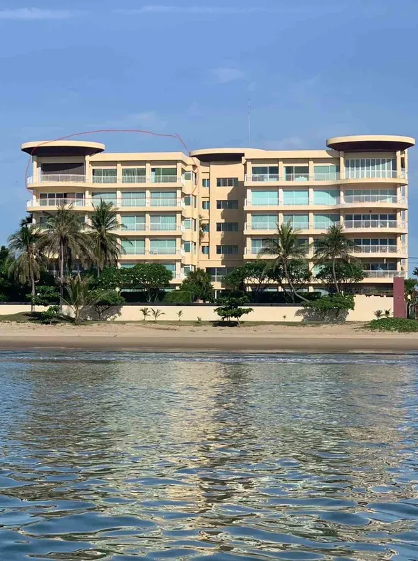 ขายคอนโดหรูติดทะเล  บ้านต้นตาล ปราณบุรี  (Baan Ton Tarn) วิวทะเลสวย พร้อมหาดส่วนตัว