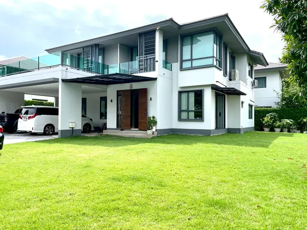 บุราสิริ วัชรพล
รหัสทรัพย์ : 001029