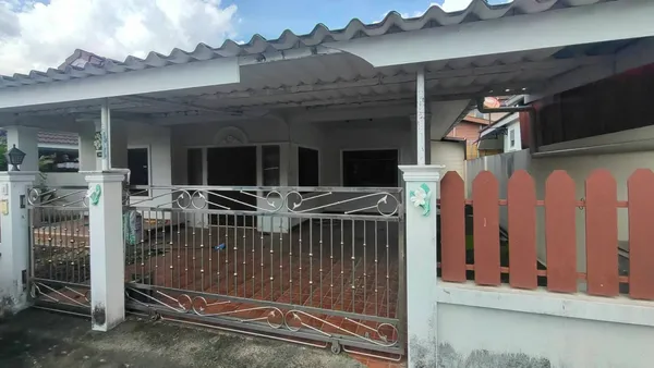 ขายถูกมาก!! บ้านเดี่ยวชั้นเดียว ม.ปาล์มทอง ทำเลทอง อ.เมือง จ.ตรัง ใกล้โฮมโปร โลตัส แม็คโคร 
สนามบินตรัง