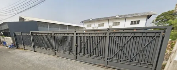 หลังมุม 3นอนใกล้ บิ๊กซี เอกชัย 900 ม. โกดังพร้อมอาคา 2 ชั้น ถ.เอกชัย81-87 ทำรั้วแล้ว 800 ตร.ม. 3น้ำ พร้อมสำนักงาน 3 ห้อง