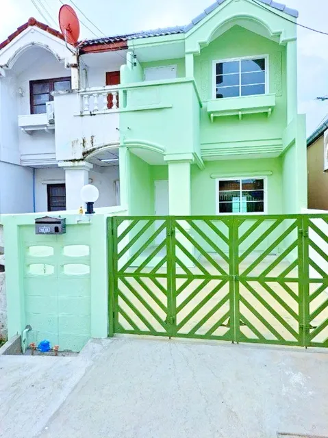 ใหม่ทั้งหลัง บางใหญ่ซิตี้ บ้านหลังหัวมุม ทาวน์เฮาส์ 2 นอน 2 น้ำ ใกล้ MRT ตลาดบางใหญ่ 800 ม. 18 ตร.ว.