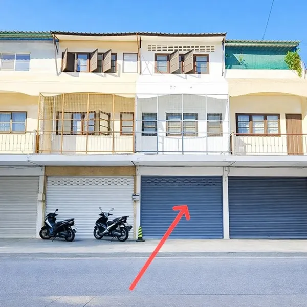 อาคาร 3 ชั้น 3 นอน ไทวัสดุ ศรีนครินทร์ 680ม.BTS โรงเรียนนายเรือ 1.5 กม. 2 น้ำ ใกล้เทศบาลบางเมือง 200 ม.