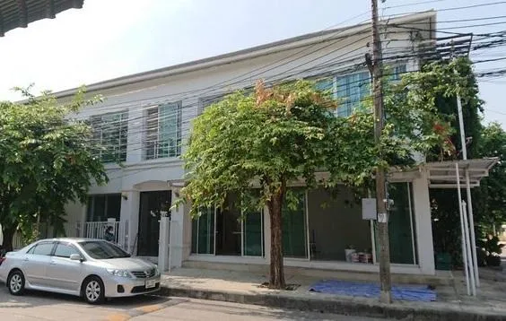 ให้เช่าบ้านเดี่ยว 2 ชั้น 60 ตร.ว. หมู่บ้านสัมมากร ซอยรามคำแหง 112 ใกล้ BTS สัมมากร