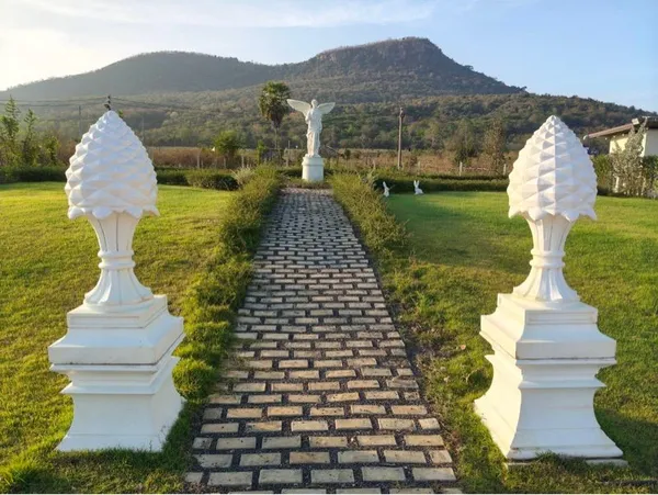 ขายที่ดินพร้อมสิ่งปลูกสร้าง ทำเลดี วิวภูเขา แก่งกระจาน จังหวัดเพชรบุรี