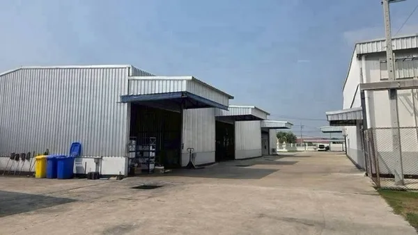 ขายโรงงานบ้านบึงชลบุรี ขายที่ดินพร้อมสิ่งปลูกสร้าง ที่ดินขนาด 11-2-52ไร่ พื้นที่สีเหลือง มีใบอนุญาตประกอบกิจการ รง.4