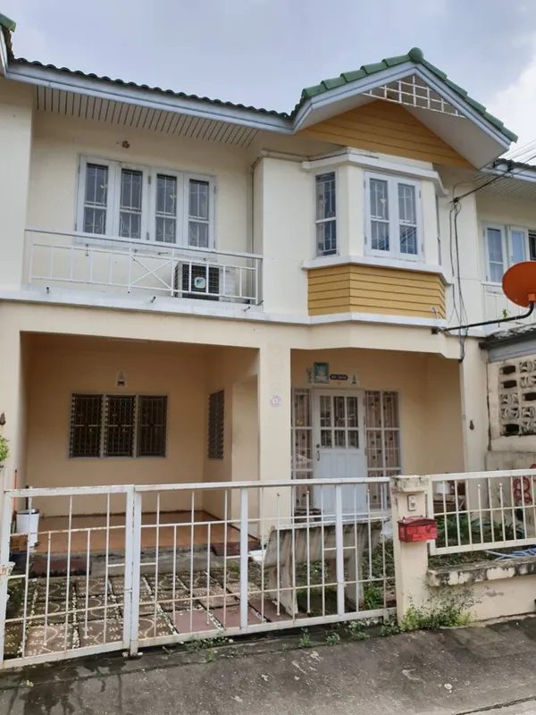 บ้านเช่า 10000 บาท 3 ห้องนอน 2 ห้องน้ำ 2 ที่จอดรถ