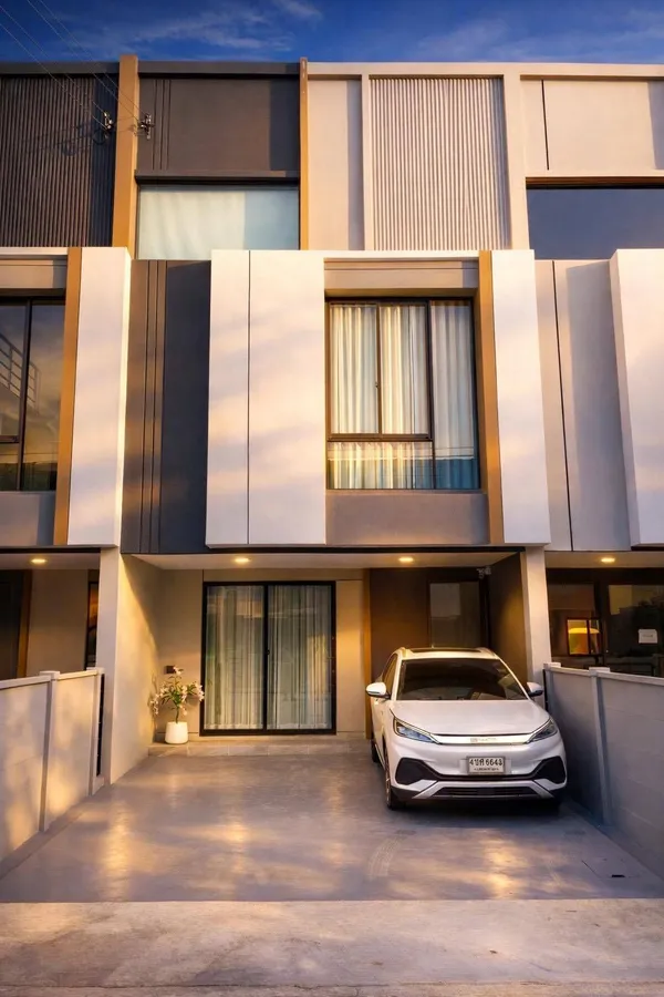 คุ้มสุดในย่านนี้!! ให้เช่าทาวน์โฮม 2 ชั้นครึ่ง แต่งสวย เฟอร์ครบ ม.Pleno สุขุมวิท-บางนา4 ใกล้เมกาบางนา 800 ม.