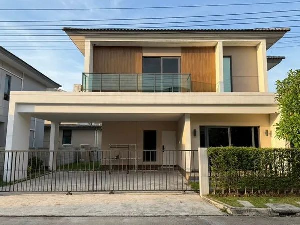 ให้เช่าบ้านเดี่ยว 4 ห้องนอน 5 ห้องน้ำ ที่นอนเตียงนอนตู้เสื้อผ้า 4 ห้อง Centro พุทธบูชา – พระราม 2