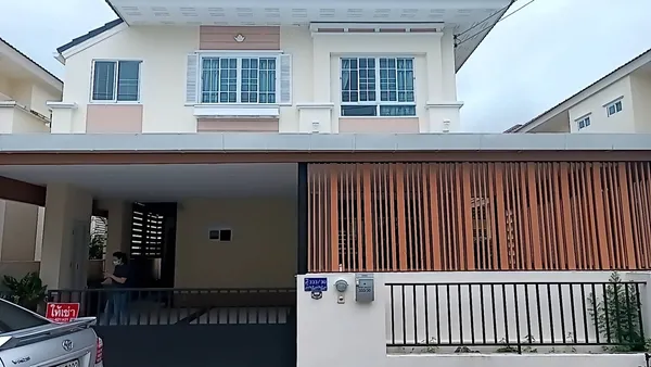 ขายบ้านเดี่ยว 2 ชั้น พร้อมผู้เช่า โครงการ ดีญ่า วาเล่ย์  ซุปเปอร์ เชียงใหม่