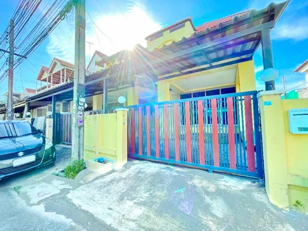 ทาวน์เฮาส์ 3 นอน 2 น้ำใกล้ สวนหลวง ร.9 900 ม. ใหญ่มาก 2คูหา 24 ตร.ว.188ตร.ม. หลังหัวมุม เฉลิมพระเกียรติ ร.9 44-52 ประเวศ