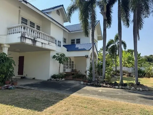 พื้นที่กว้าง 120 ตร.ว.! เช่าบ้านเดี่ยวสวนผัก 37 (ตลิ่งชัน) 4 นอน 3 น้ำ มี รปภ. เดินทางสะดวกเชื่อมบรมราชชนนี