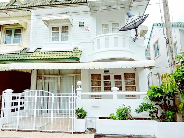 สนามกอล์ฟกรุงกวีและคันทรีคลับ ธัญญะคลอง 4 ทาวน์เฮาส์ให้เช่า 2 ชั้น 3นอน 2น้ำ บิ๊กซี รังสิต-นครนายก 700ม. ตลาดคลอง 4 1.2